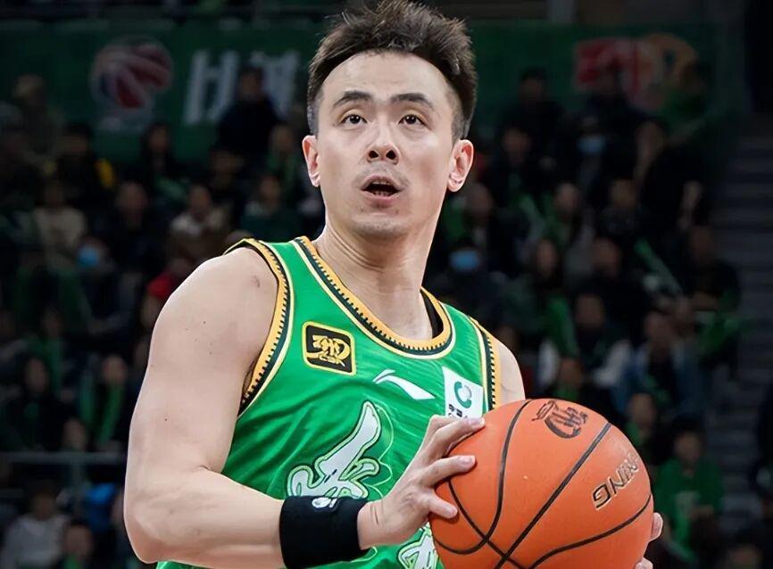 bob半岛体育登录入口-赵继伟赛季首秀完美，CBA又来超级外援！